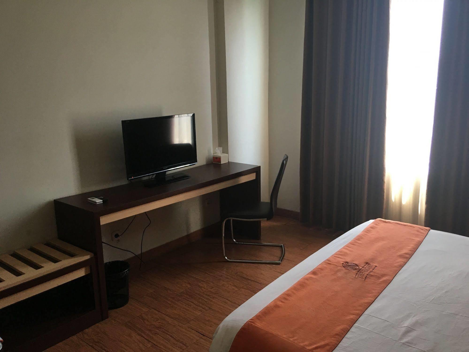 The Eight Hotel Bandung Exterior foto