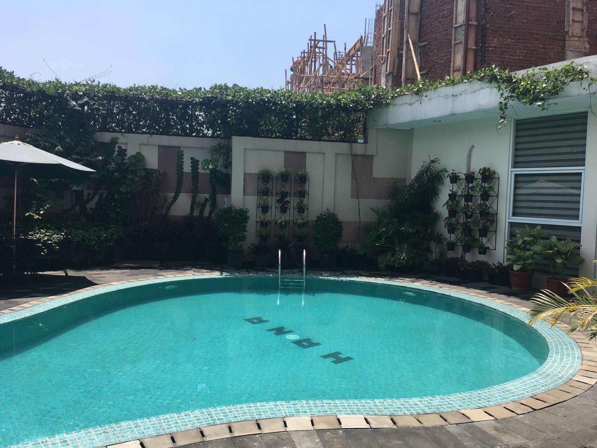 The Eight Hotel Bandung Exterior foto