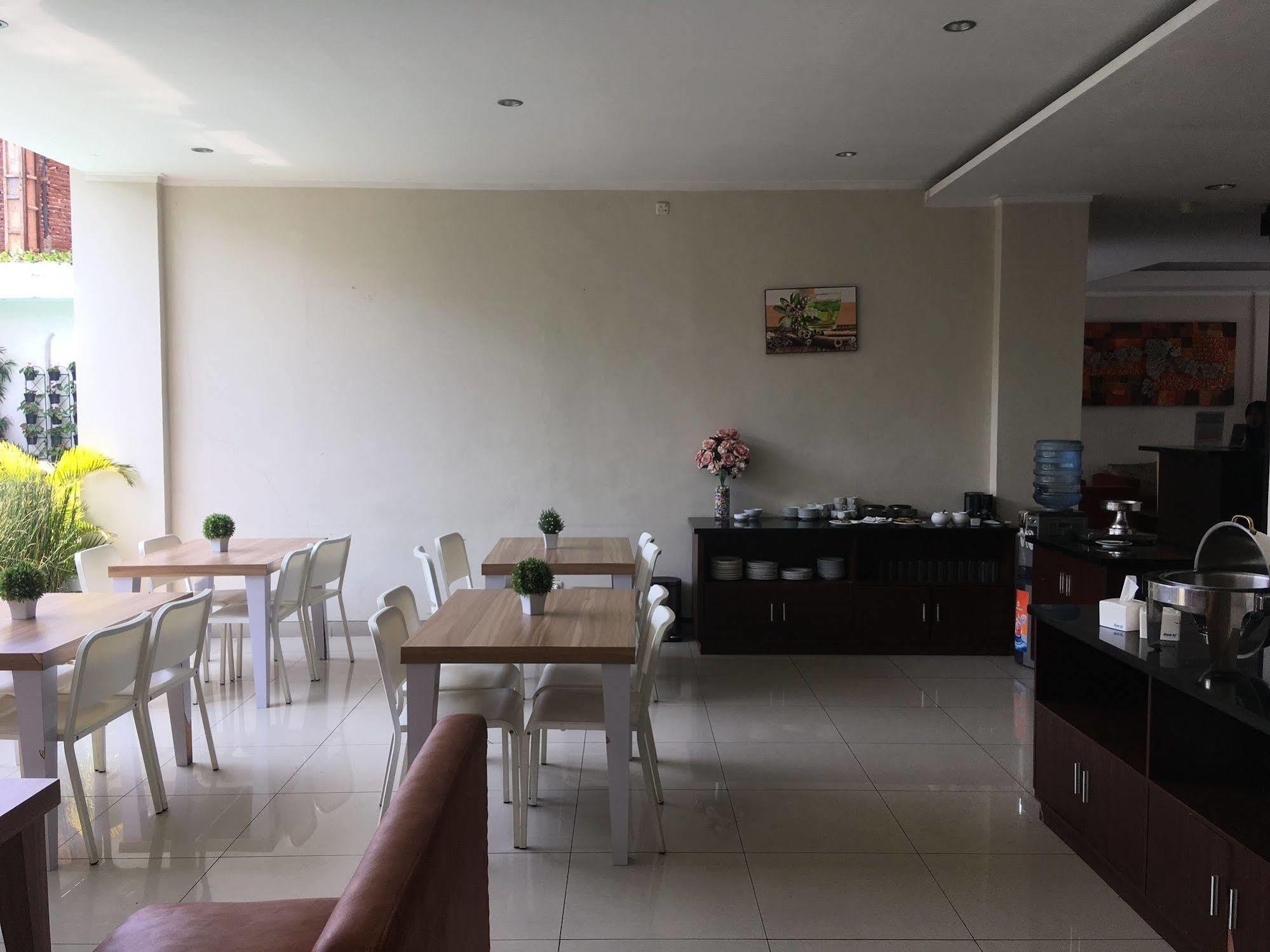 The Eight Hotel Bandung Exterior foto